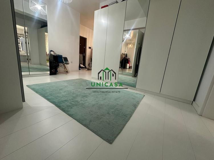 Apartament cu 4 camere decomandat, mobilat în 1 Mai