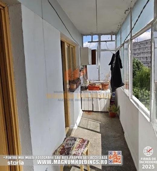 Apartament cu 3 camere decomandat în Găvana