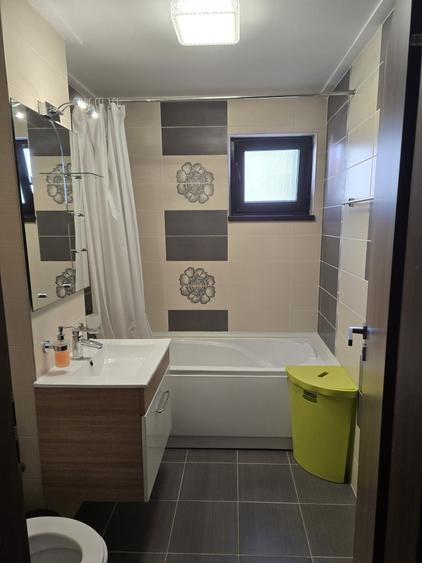 Apartament cu 2 camere decomandat în Exterior Vest