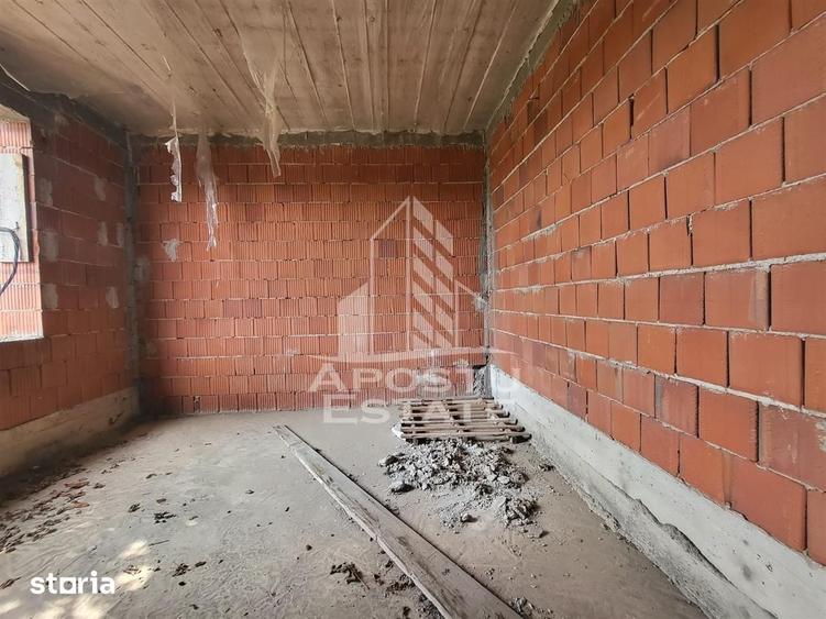 Casă cu 10 camere cu Teren 1154 Mp în Freidorf