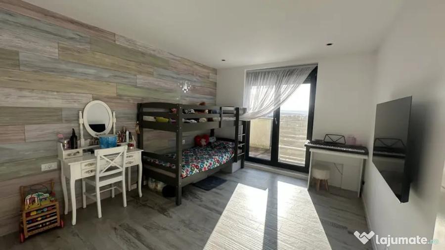 Apartament cu 3 camere decomandat în Tăuții-Măgherăuș
