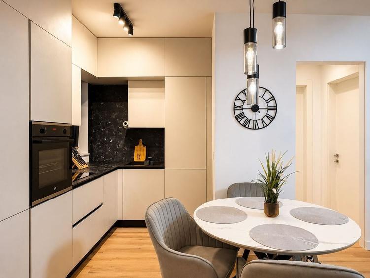 Apartament cu 2 camere semidecomandat, mobilat în Torontalului