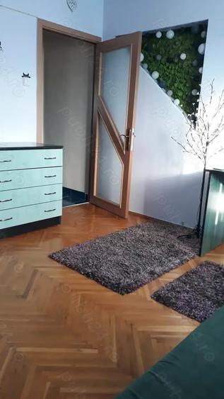 Apartament cu 3 camere decomandat în Tudor