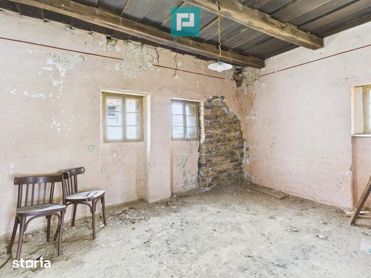 Casă cu 4 camere cu Teren 1080 Mp în Dezna