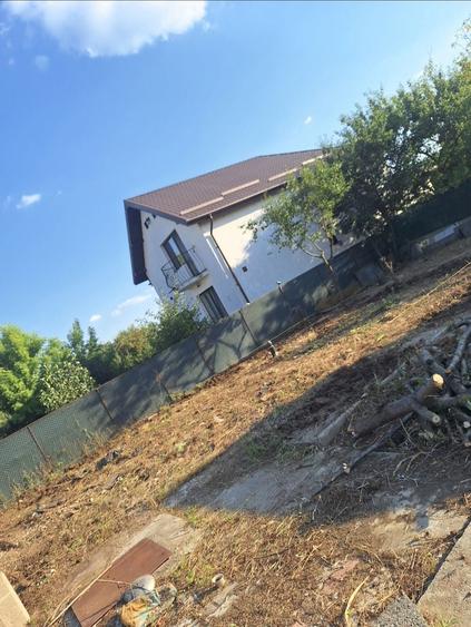 Teren de 426 mp, în Crevedia