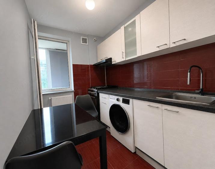 Apartament cu 2 camere semidecomandat în Gara de Nord