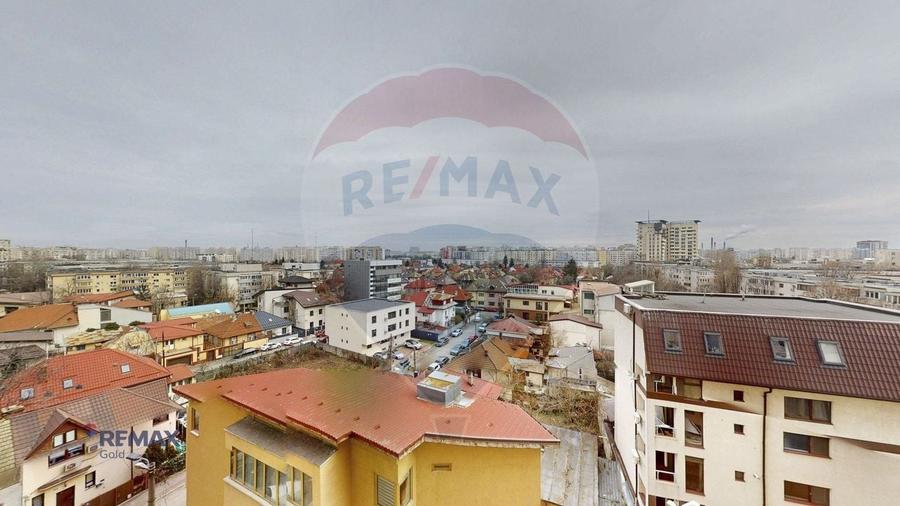 Apartament cu 7 camere decomandat, mobilat în P-ța Alba Iulia