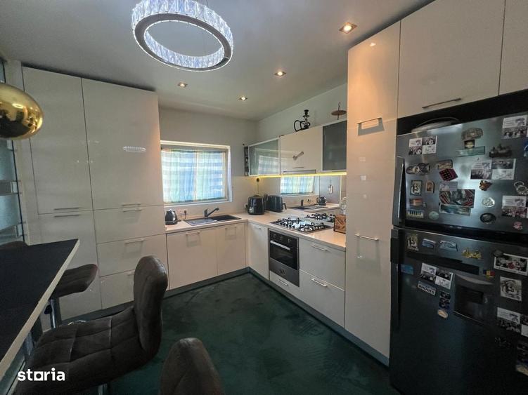 Apartament cu 4 camere în Central