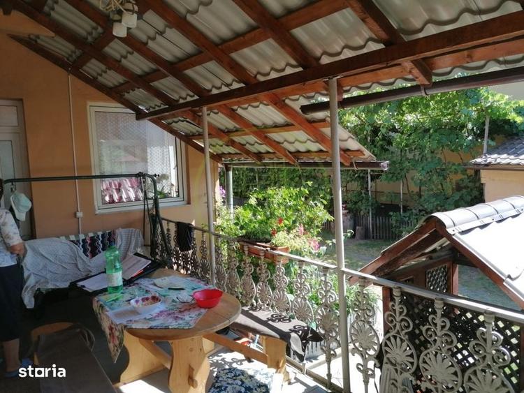 Casă cu 4 camere cu Teren 1710 Mp în Central