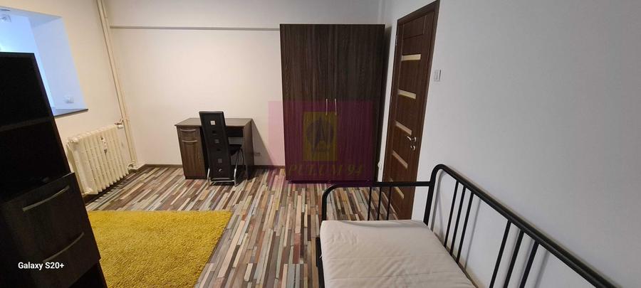 Garsonieră semidecomandată, mobilată în Ghencea