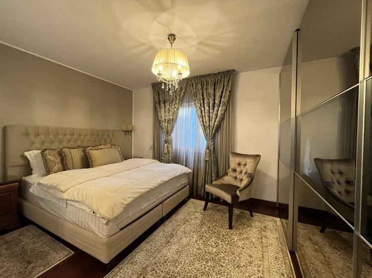 Apartament cu 3 camere decomandat, mobilat în Băneasa