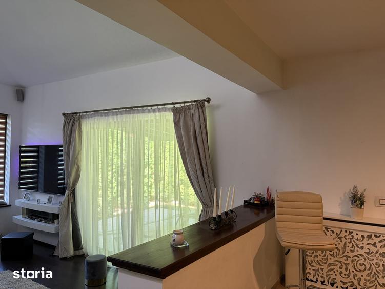 Casă cu 5 camere cu Teren 503 Mp în Șerbănești