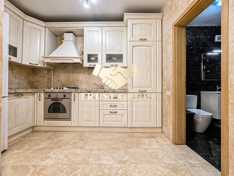 Apartament cu 3 camere semidecomandat, mobilat în Clucerului