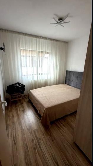 Apartament cu 2 camere decomandat, mobilat în Titan