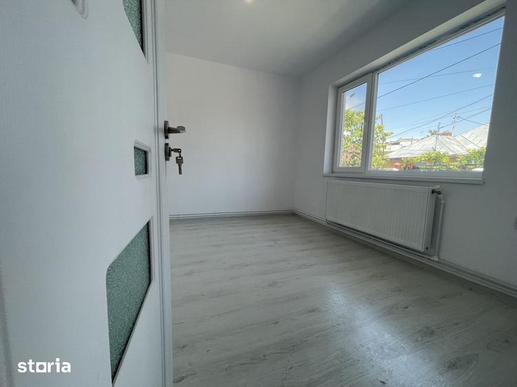 Casă cu 4 camere cu Teren 244 Mp în Gara Veche
