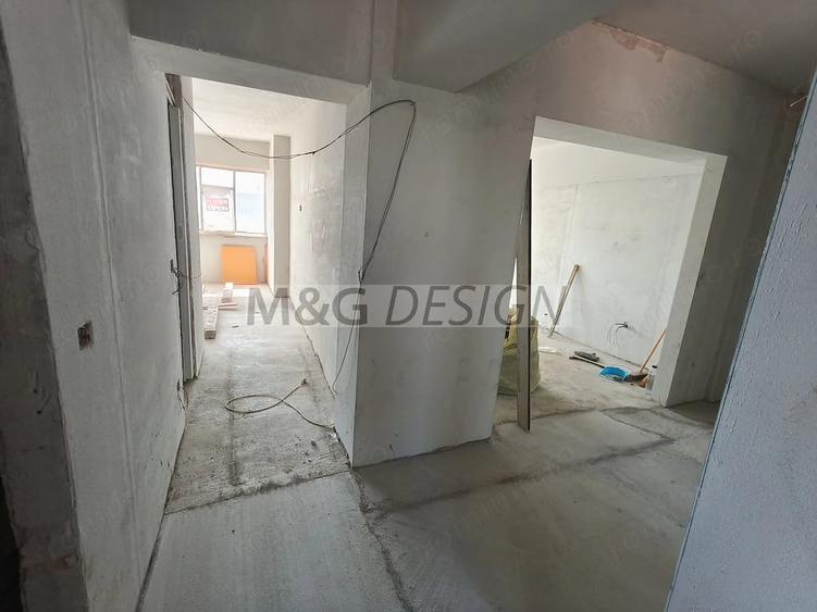 Apartament cu 4 camere decomandat în Dorobanților