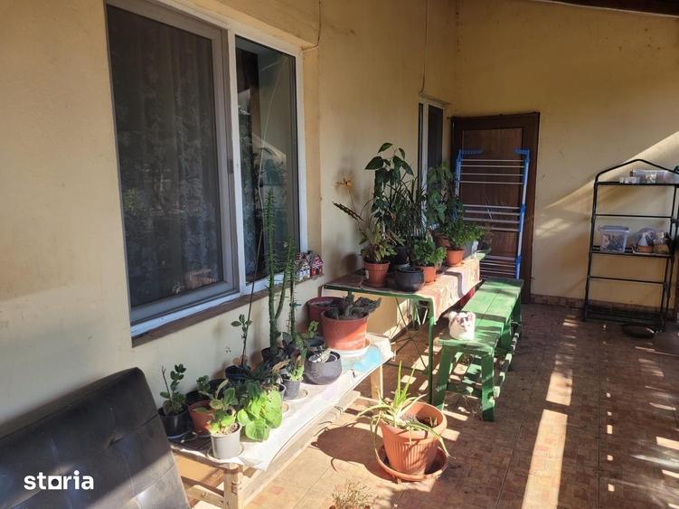 Casă cu 6 camere cu Teren 1032 Mp în Nicolae Bălcescu