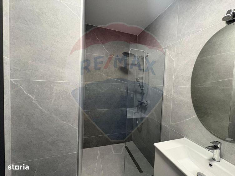 Apartament cu 2 camere, mobilat în Central