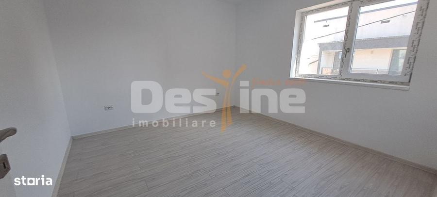 Casă cu 4 camere în Rediu