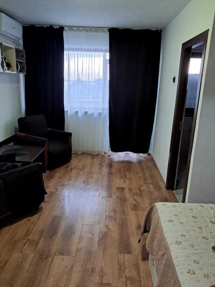 Garsonieră decomandată în Exterior Vest