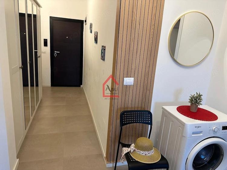 Apartament cu 2 camere semidecomandat în Filiași