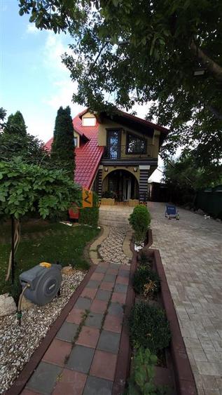 Casă individuală cu 4 camere cu Canalizare în Gura Câlnăului