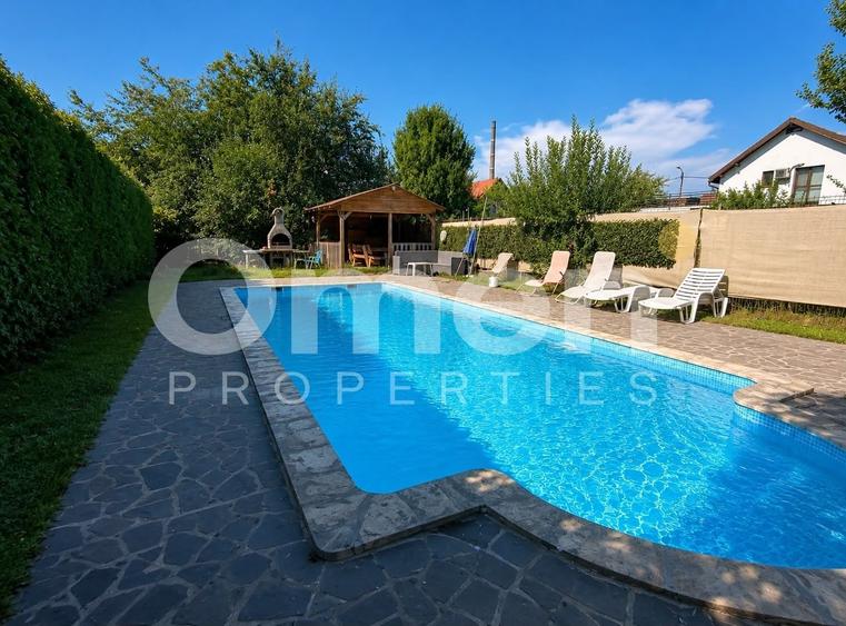 Casă cu 6 camere cu Piscina în Orașul Vechi