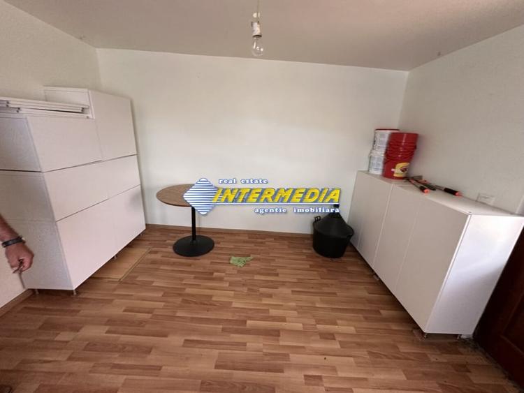 Casă individuală cu 5 camere cu Teren 2500 Mp în Hăpria