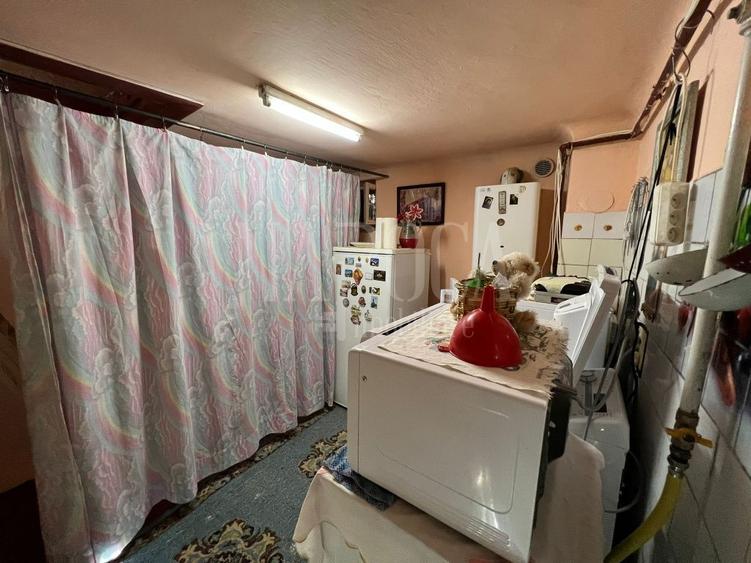 Casă individuală cu 3 camere cu Canalizare în Gruia
