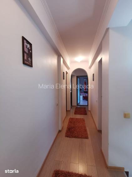 Vila P+1+M cu teren de 577 mp, Frumusani
