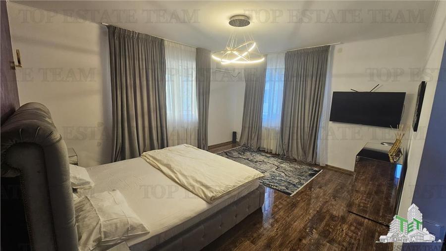 Duplex cu 4 camere cu Teren 150 Mp în Roșu