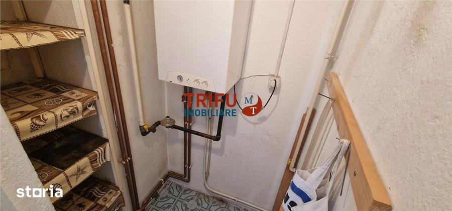 Apartament cu 3 camere decomandat în Central