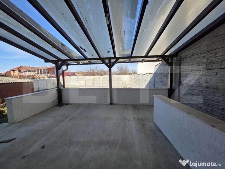 Casă cu 5 camere cu Teren 500 Mp în Titulescu