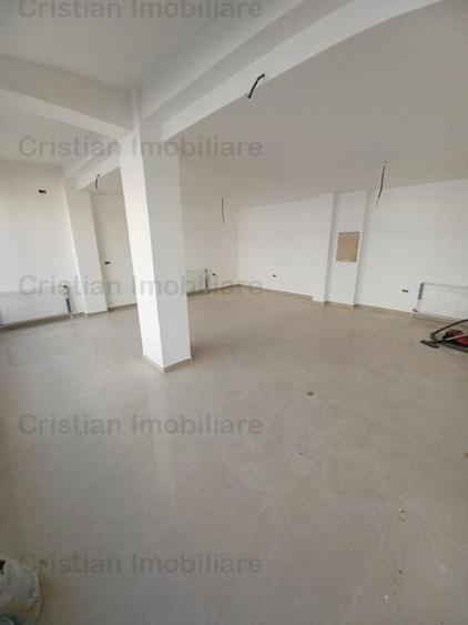 Spațiu comercial, de 140 mp, în Gării