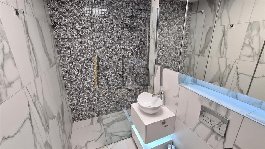 Apartament cu 2 camere semidecomandat, mobilat în Bună Ziua
