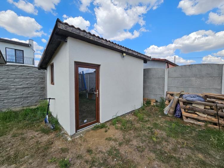 Casă individuală cu 5 camere cu Teren 605 Mp în Moșnița Nouă
