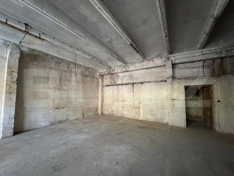 Spațiu comercial, de 92 mp, în Central