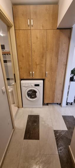 Apartament cu 2 camere semidecomandat, mobilat în Podu Roș