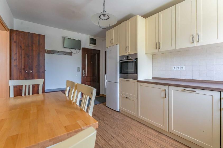Apartament cu 2 camere semidecomandat în Astra