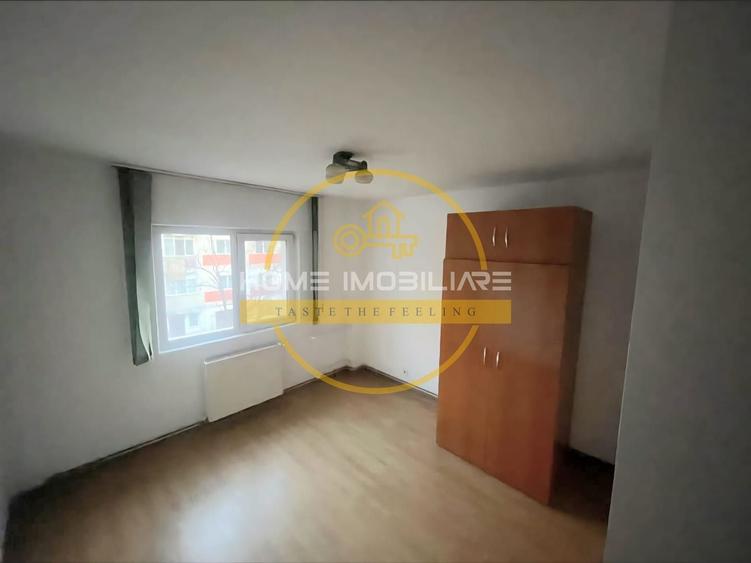 Apartament cu 3 camere decomandat, mobilat în Dacia