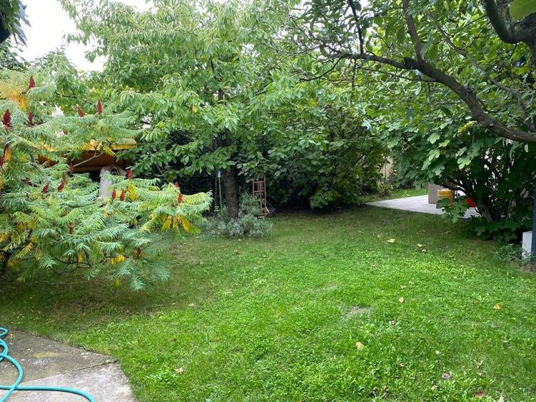 Casă individuală cu 4 camere cu Canalizare în Bogdăneștilor