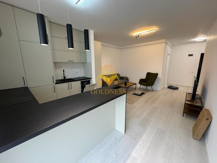 Apartament cu 2 camere semidecomandat în Florești