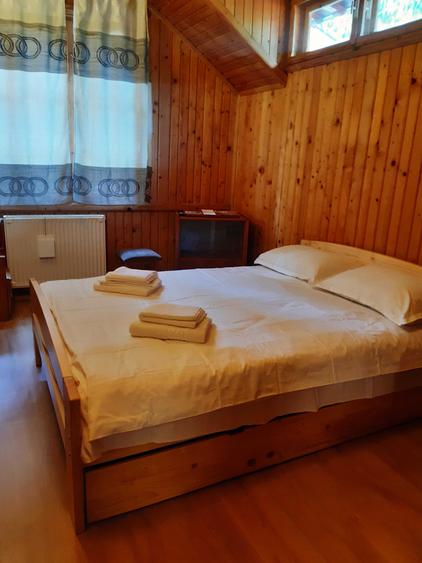 Apartament cu 2 camere semidecomandat în Lacu