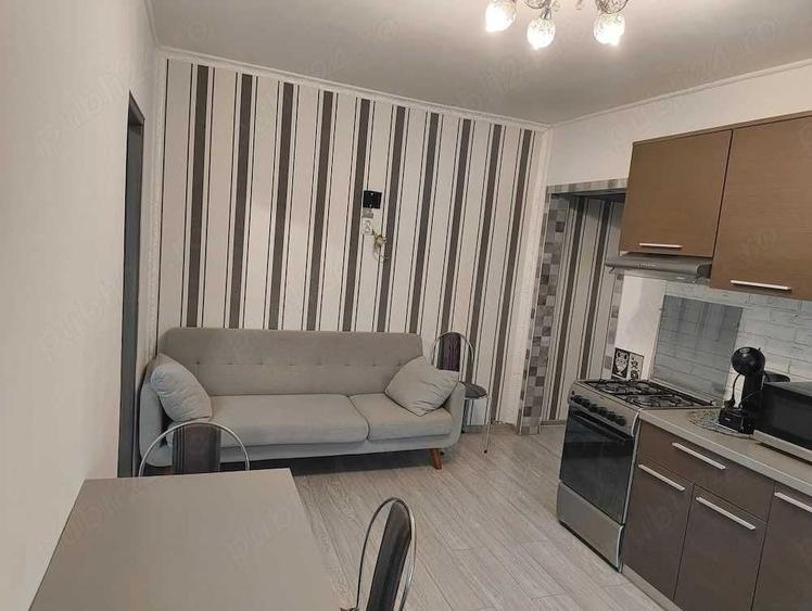 Apartament cu 2 camere nedecomandat în Nufărul