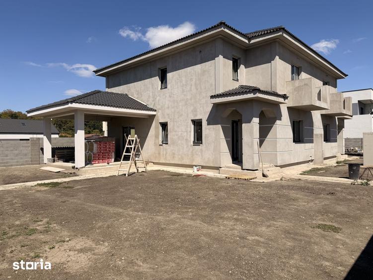 Casă cu 4 camere cu Teren 350 Mp în Mircea cel Bătrân