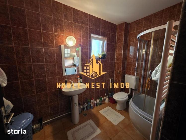 Casă cu 4 camere cu Teren 2340 Mp în Budeasa
