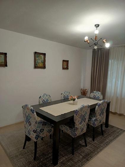 Casă cu 4 camere cu Teren 430 Mp în Central