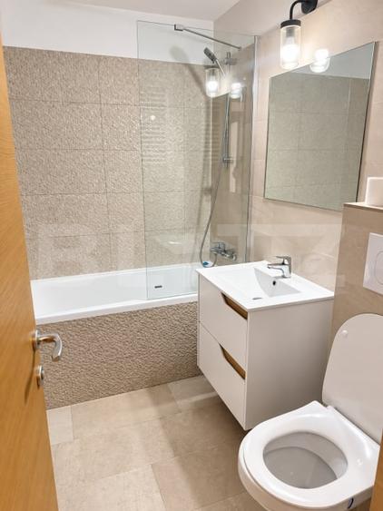 Apartament cu 3 camere decomandat, mobilat în Central