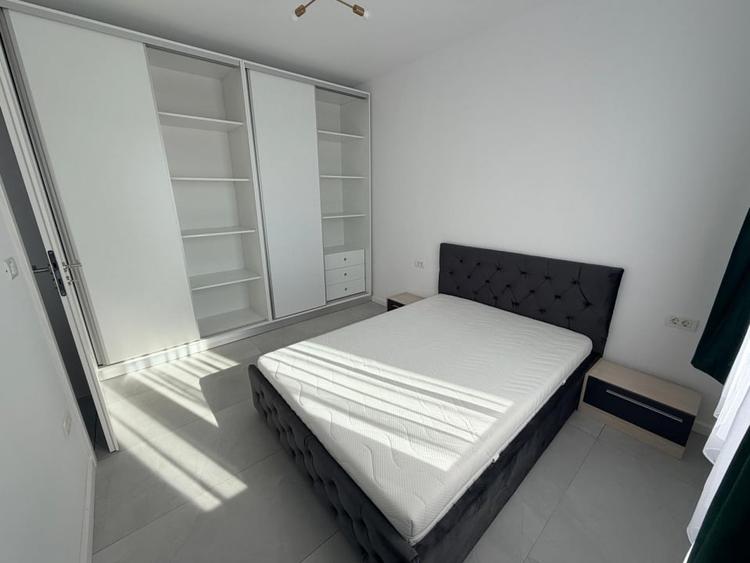 Apartament cu 3 camere, mobilat în Moșnița Nouă