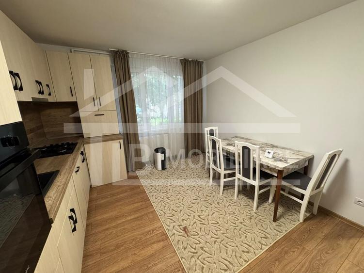 Apartament cu 2 camere decomandat în Libertății